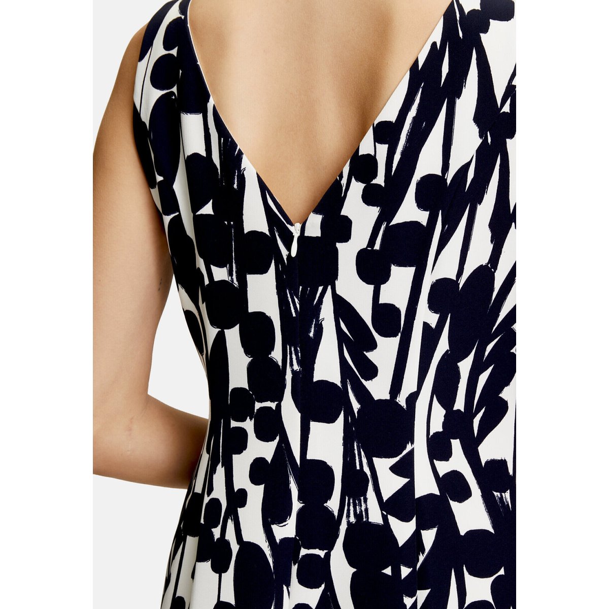Robe de cocktail à imprimé blanc/bleu, VERA MONT