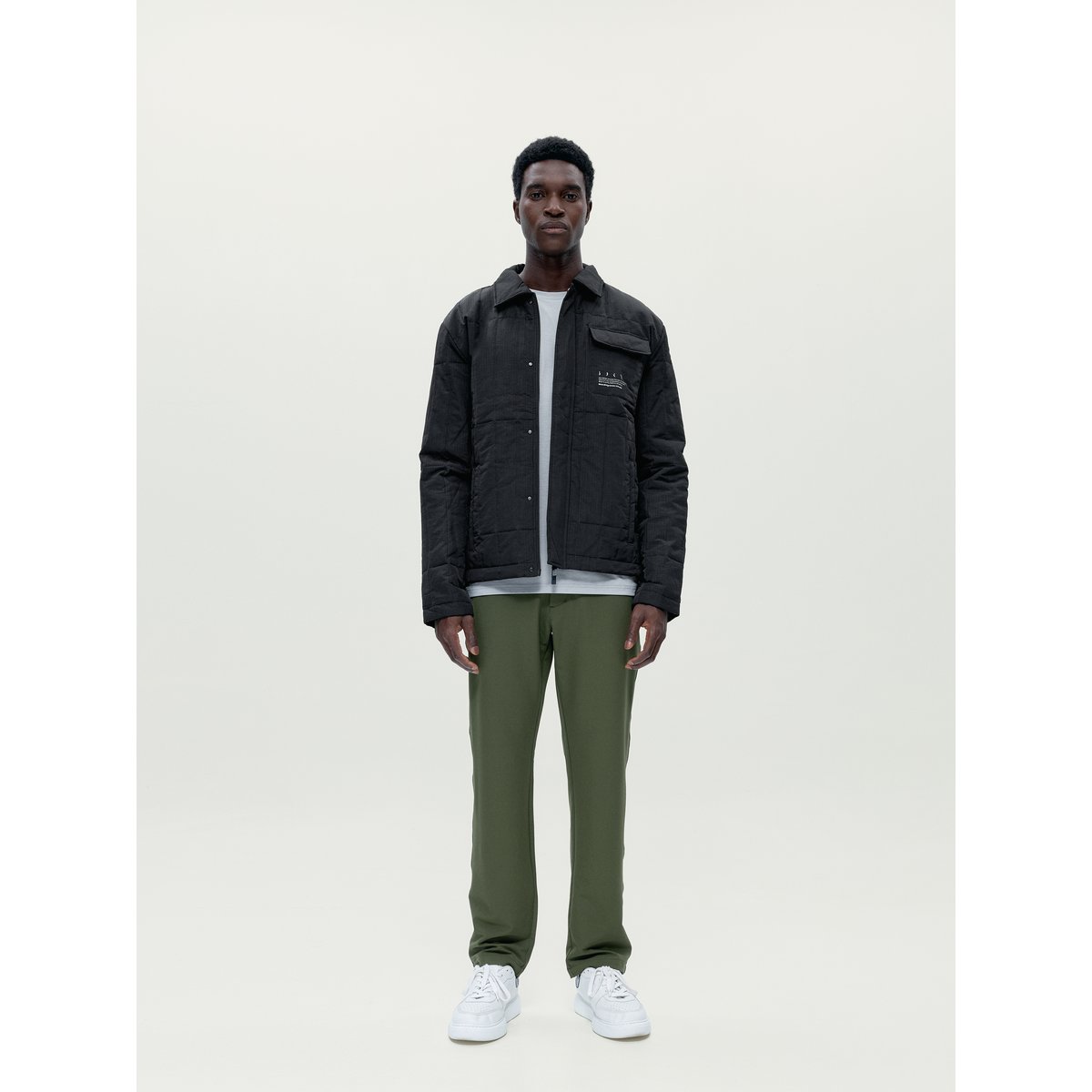 Manteau de sport homme Misuri Toucher doux fermeture éclair noir profond, BORN