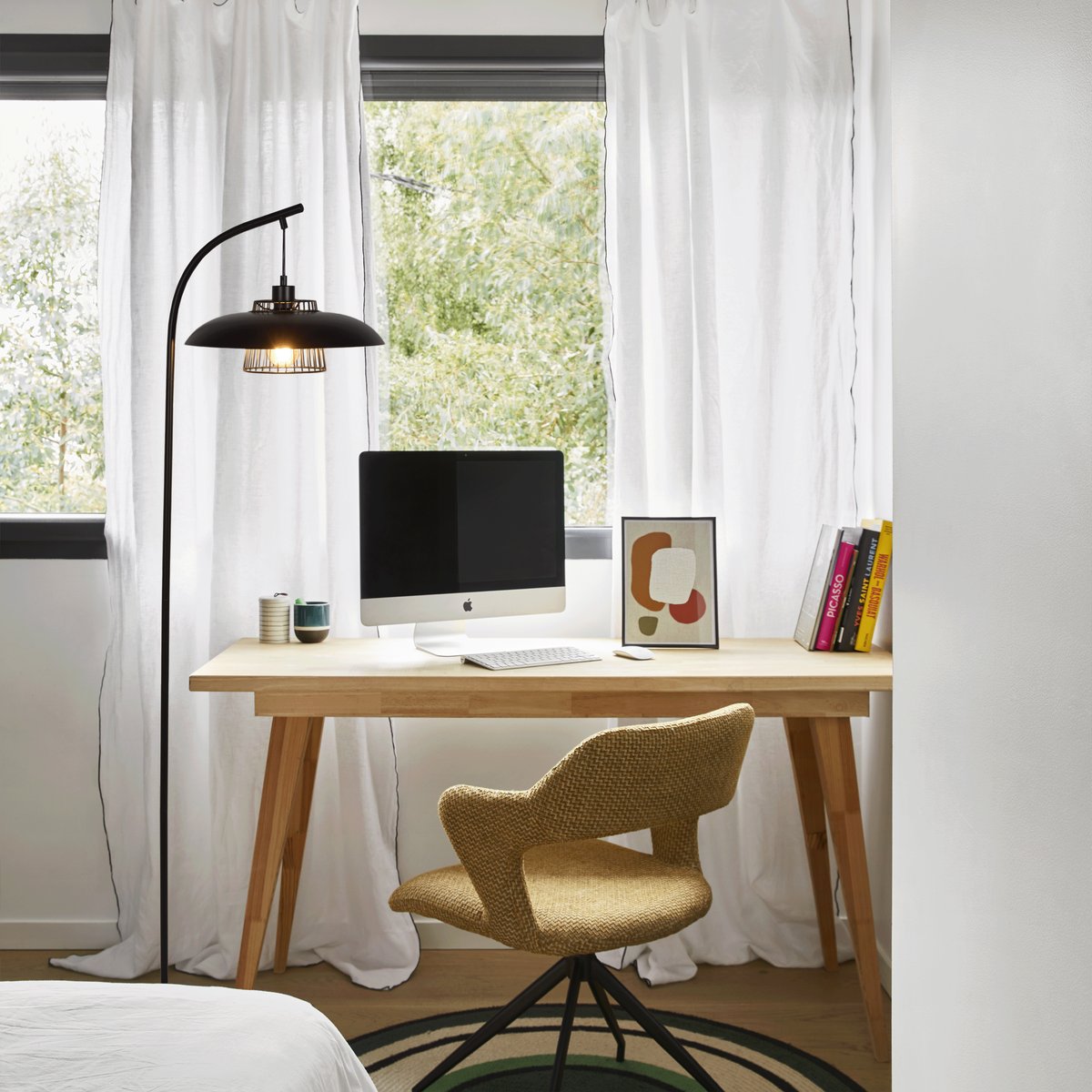Lampadaire en acier, SITIO noir, INSPIRE