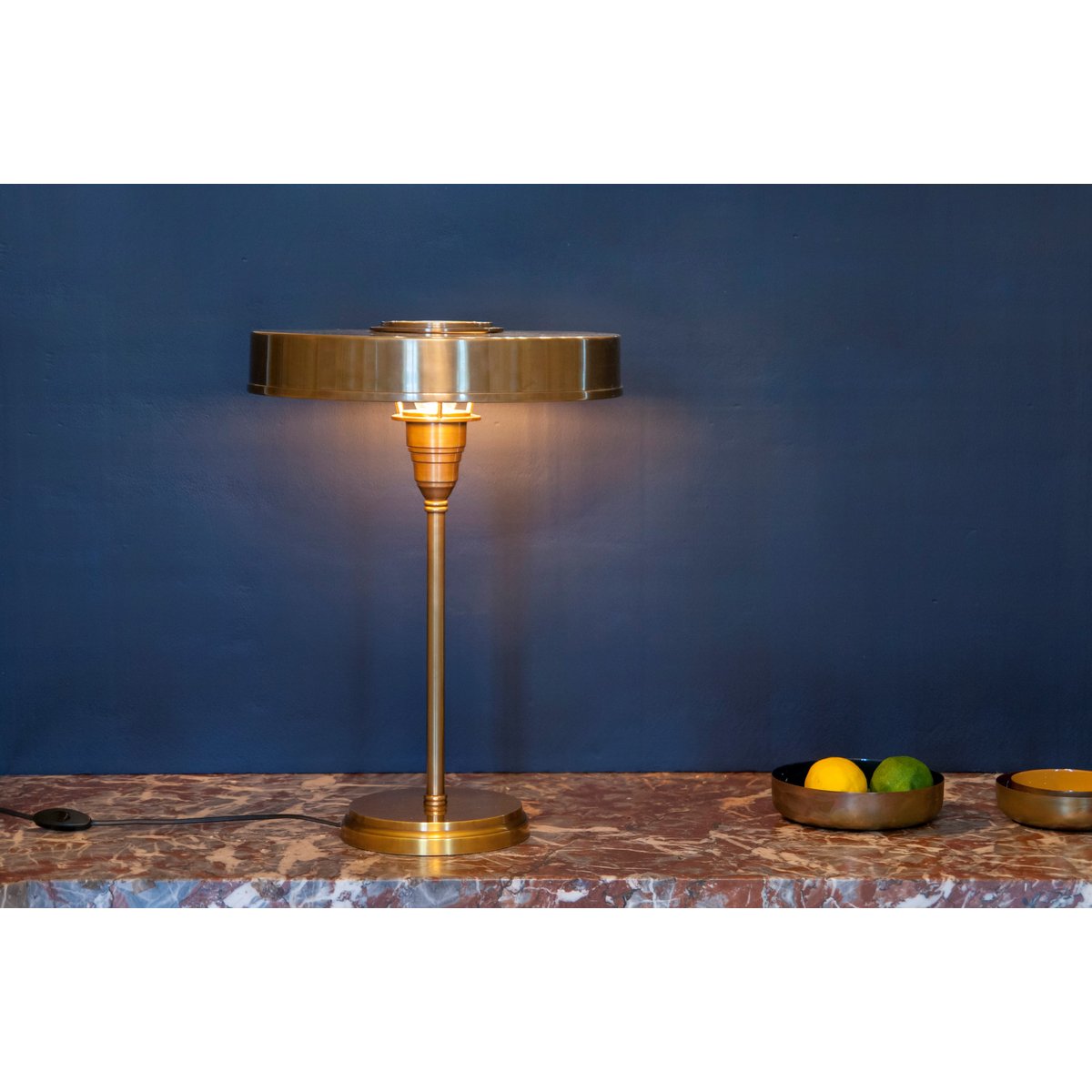 Lampe de table en métal AMBER or, PRODUIT INTERIEUR BRUT