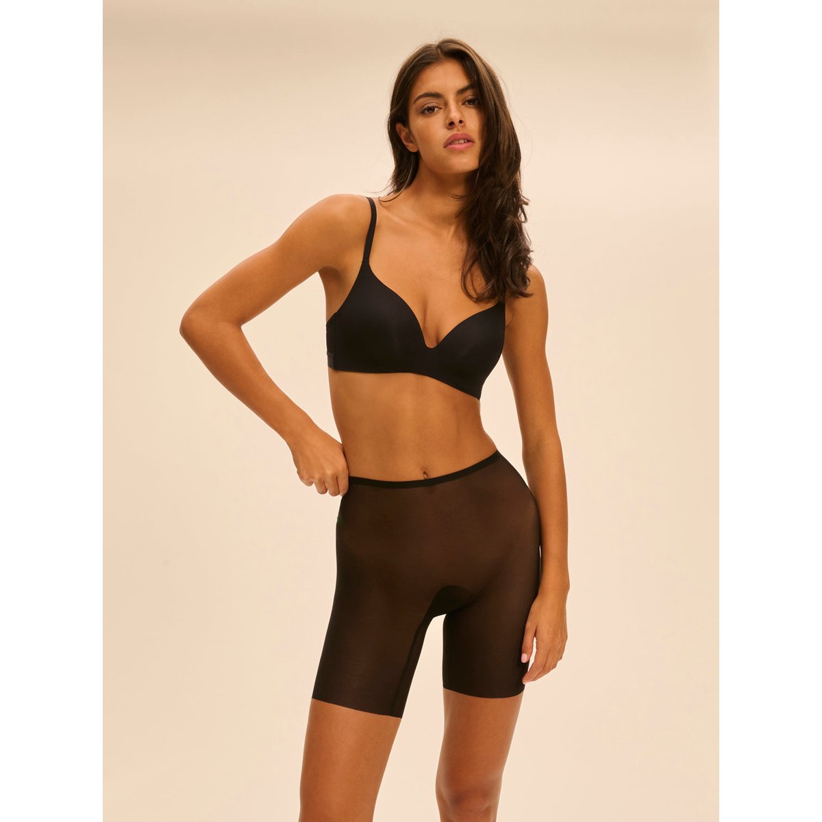 Panty gainant, ESSENTIEL noir, SIMONE PERELE