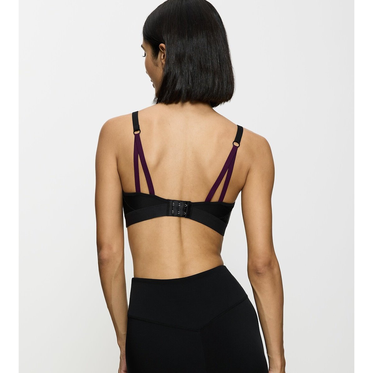 Soutien-gorge sport Free Motion noir, TRIUMPH