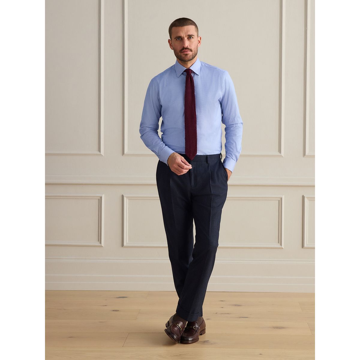 Chemise slim habillée/cravate maille bordeaux signature bleu, NEXT