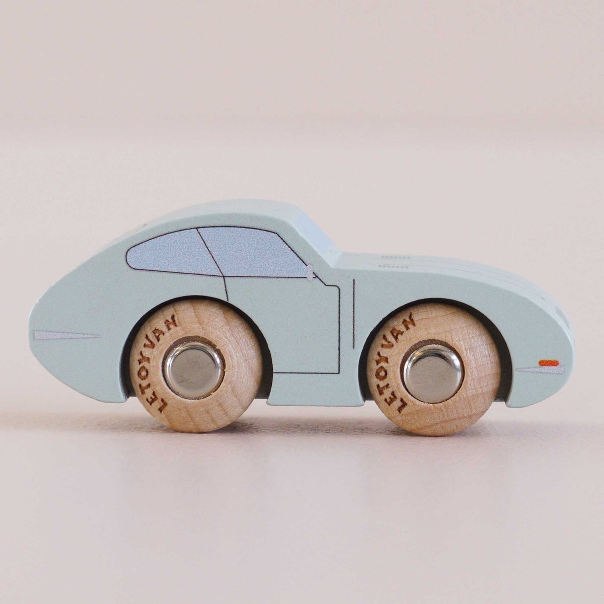 Voiture Jude No 2 bleu clair, LE TOY VAN