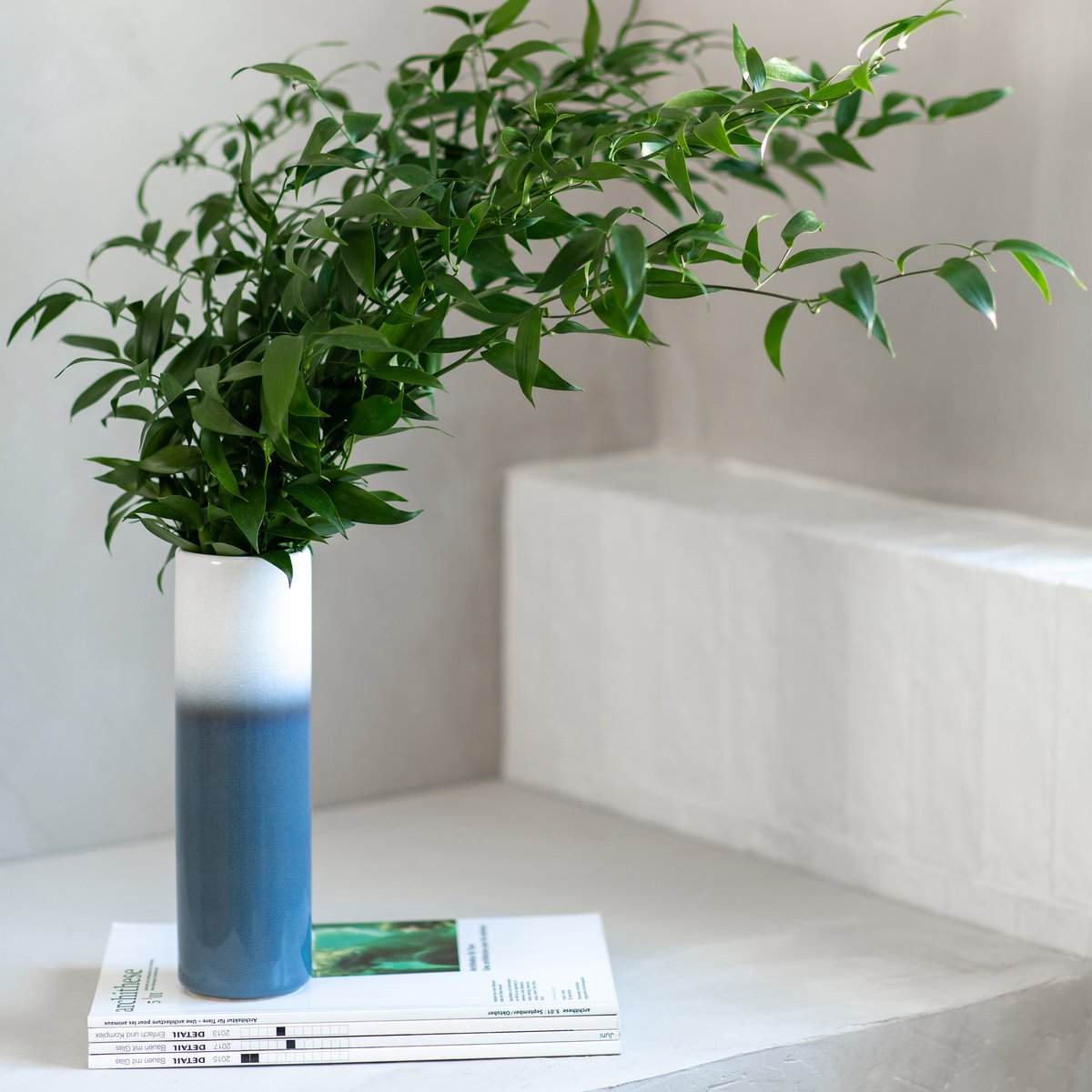 Vase Cylindrique Bleu Grand LAVE bleu, LIKE. BY VILLEROY & BOCH