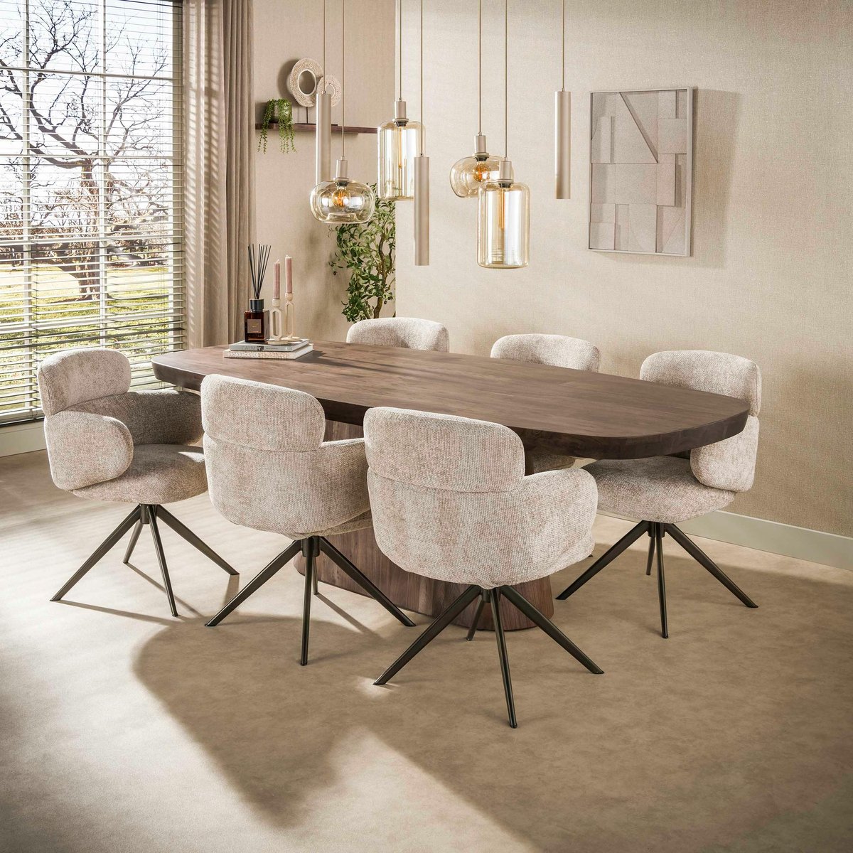 Table à manger bois foncé pied central 240 cm MYSORE bois naturel, PIER IMPORT