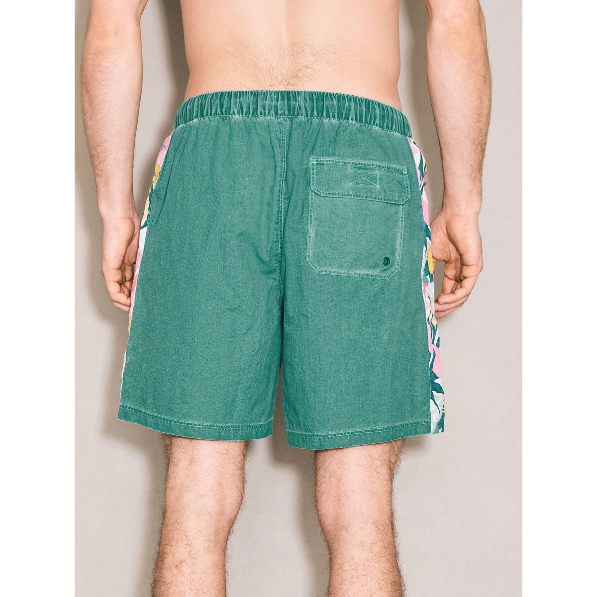 Boardshort à empiècement imprimé edit vert, NEXT