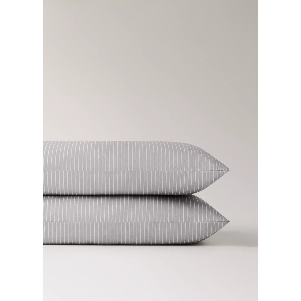 Deux taies d’oreiller en percale de coton à rayures 50x75 cm gris clair/pastel, MANGO HOME