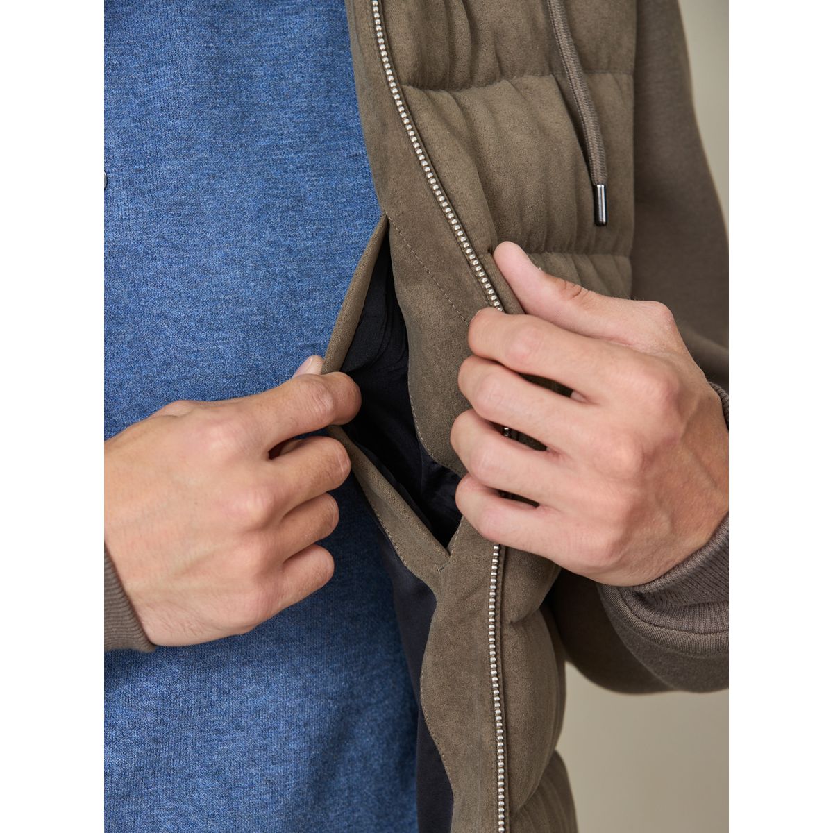 Veste à capuche matelassée hybride daim synthétique neutre, NEXT