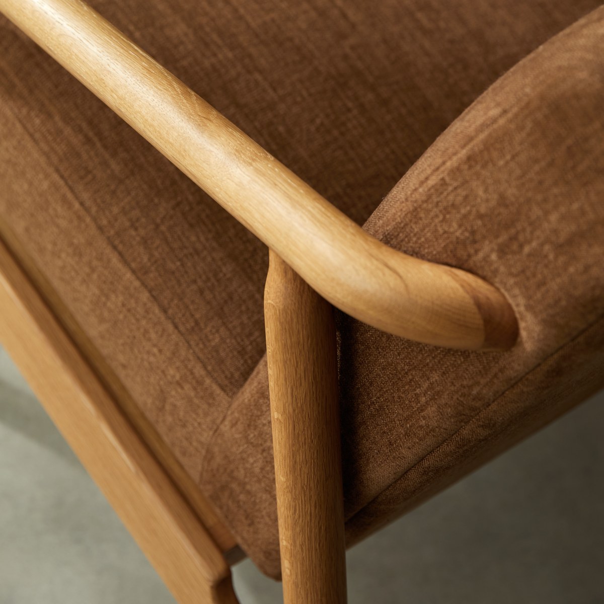 Fauteuil en Tissu massif, AXEL marron, TIKAMOON