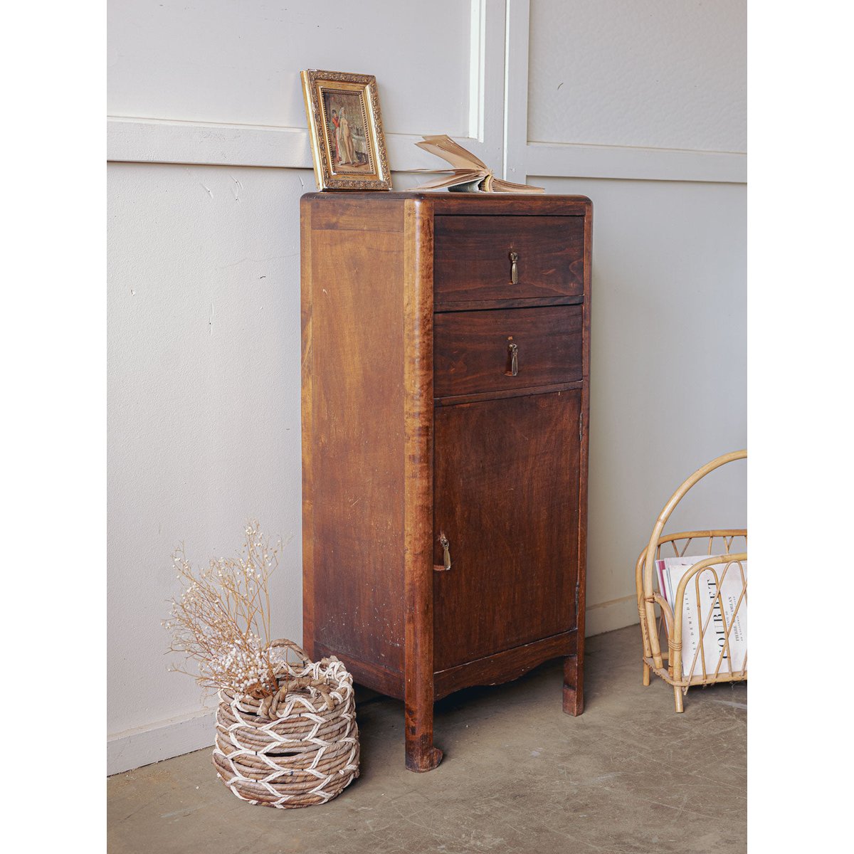Buffet des années 40 Gilbert N°1672 - Bon état bois foncé, DEBONGOUT