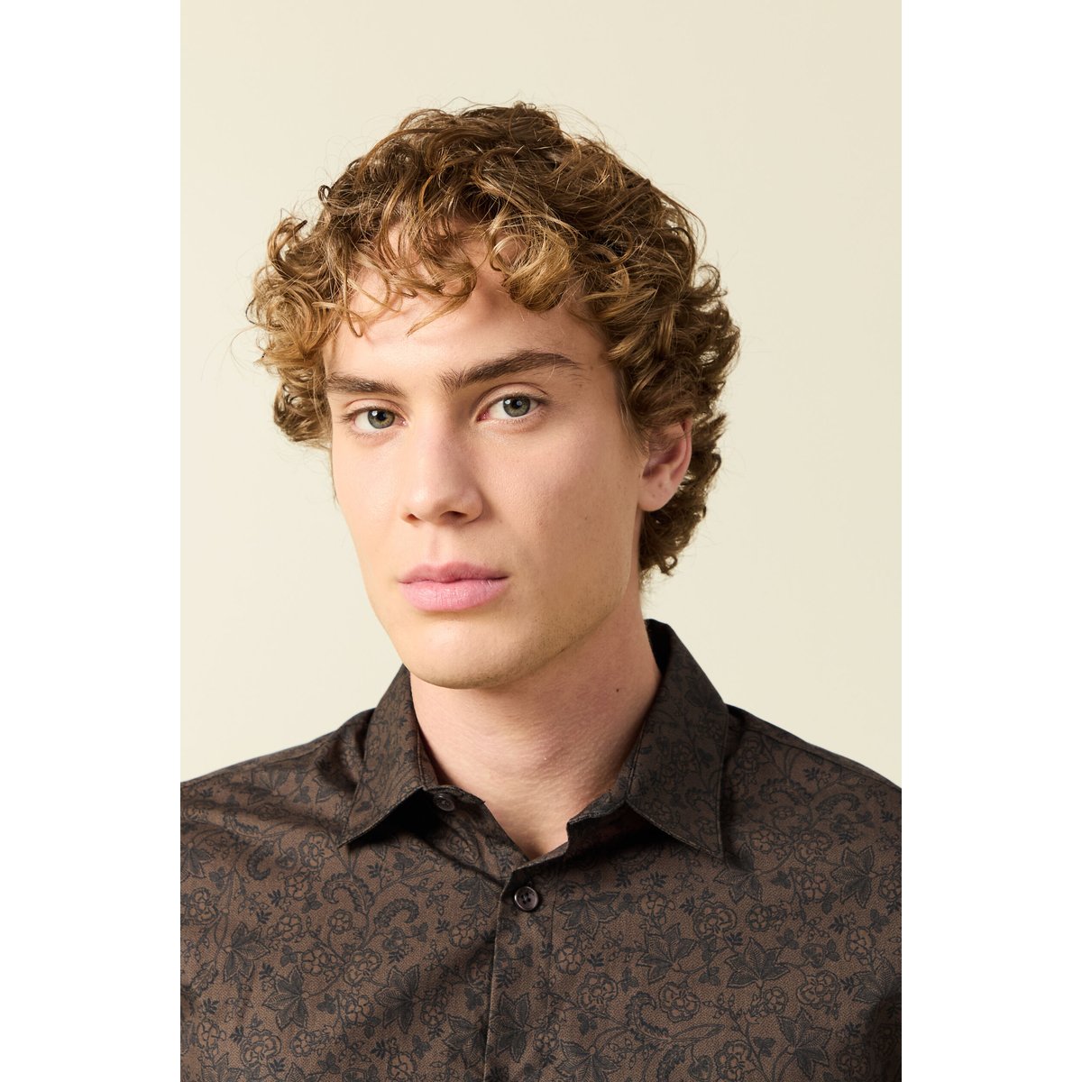 Chemise cintrée manches longues en coton noir, BONOBO