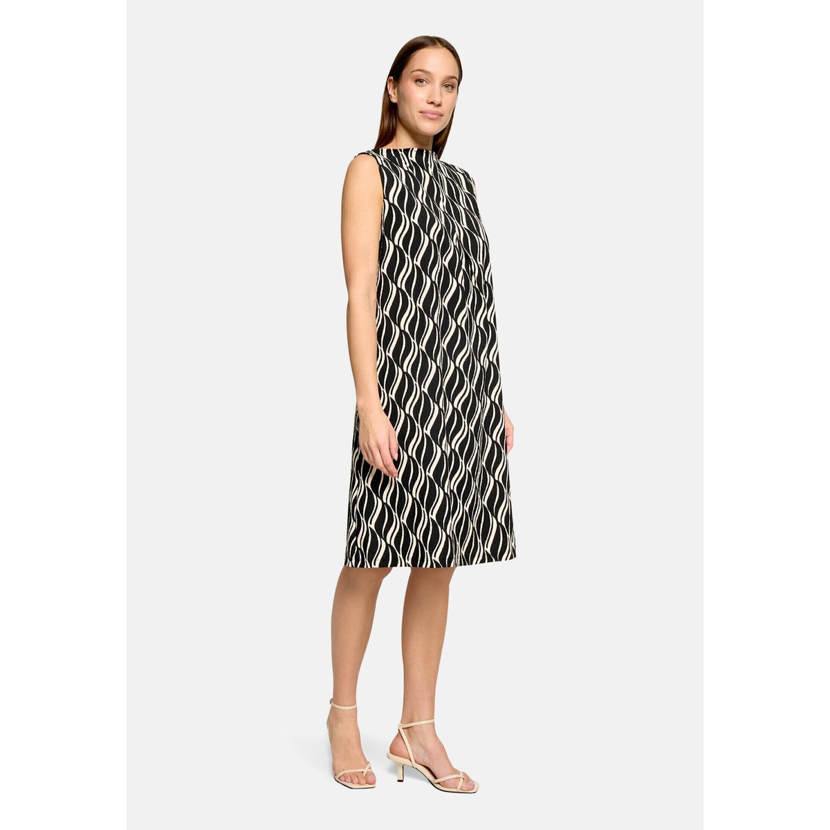 Robe détente sans manches noir/beige, BETTY BARCLAY