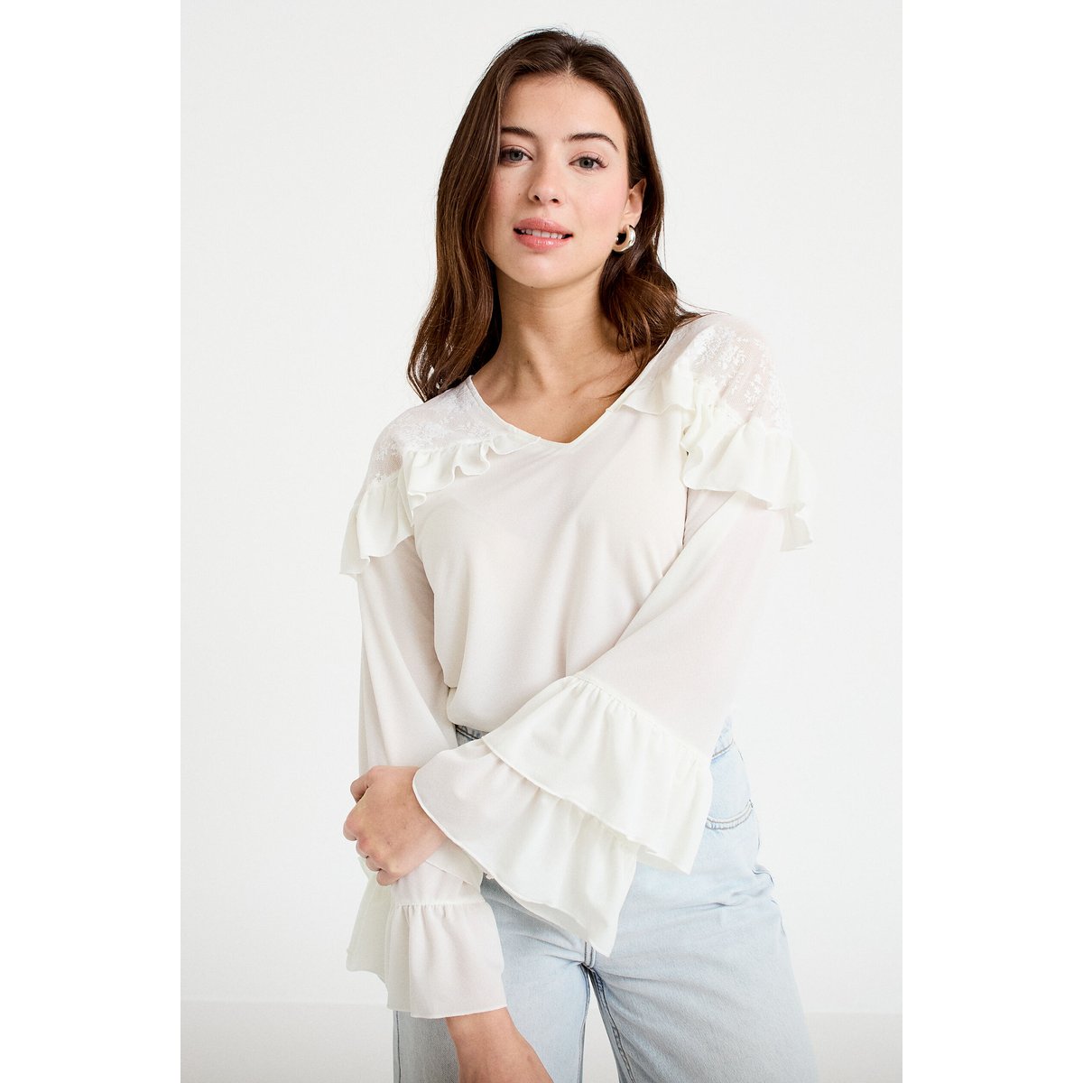 Blouse col v manches longues dentelle ecru, CACHE CACHE