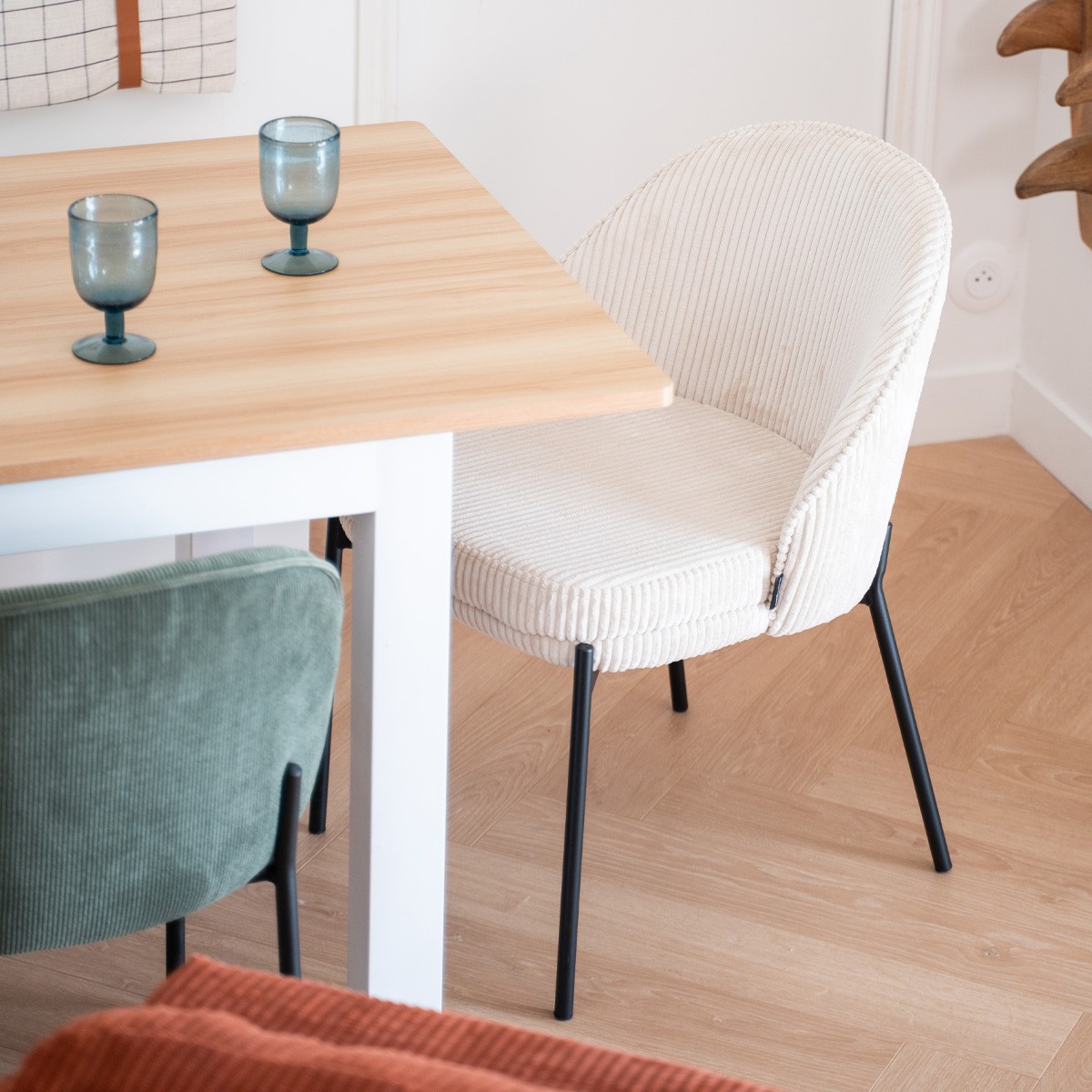 Lot de 2 chaises - CLOE beige, HOMIFAB