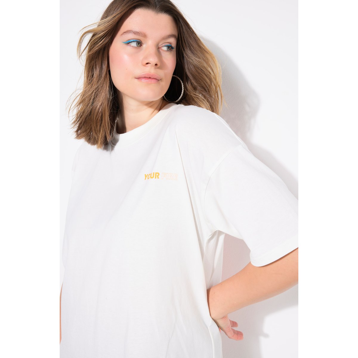 T-shirt oversize, imprimé fluo dans le dos blanc cassé, STUDIO UNTOLD