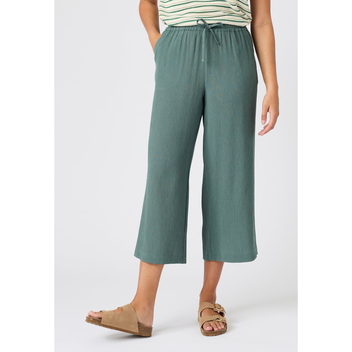 Pantacourt crépon enfilable vert eucalyptus, DAMART