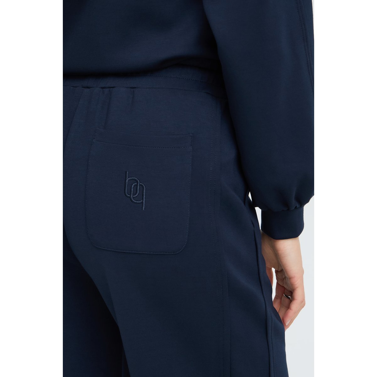 Pantalon de jogger évasé dark sapphire, B.YOUNG