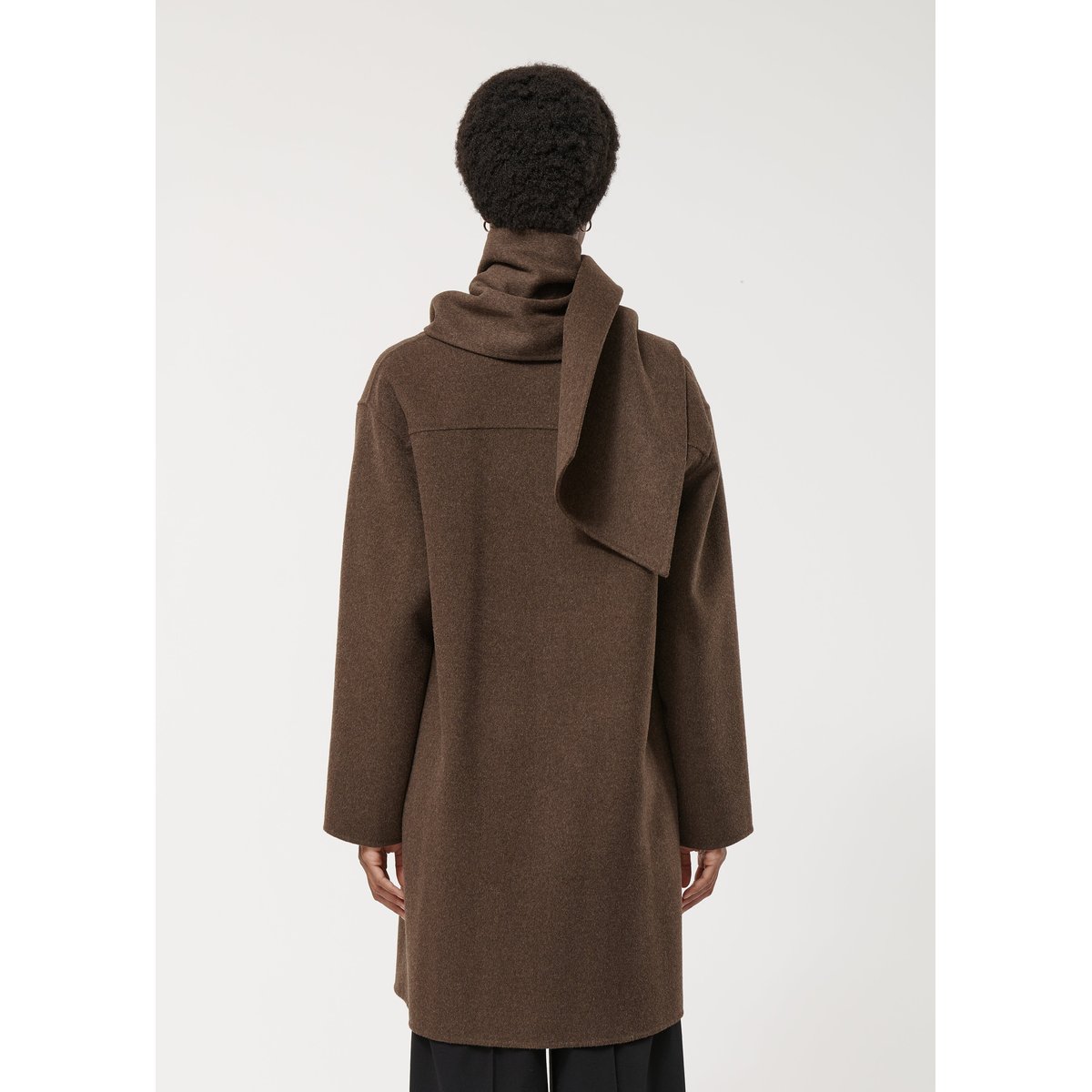 Manteau en laine mélangée avec écharpe chocolat, HUMILITY