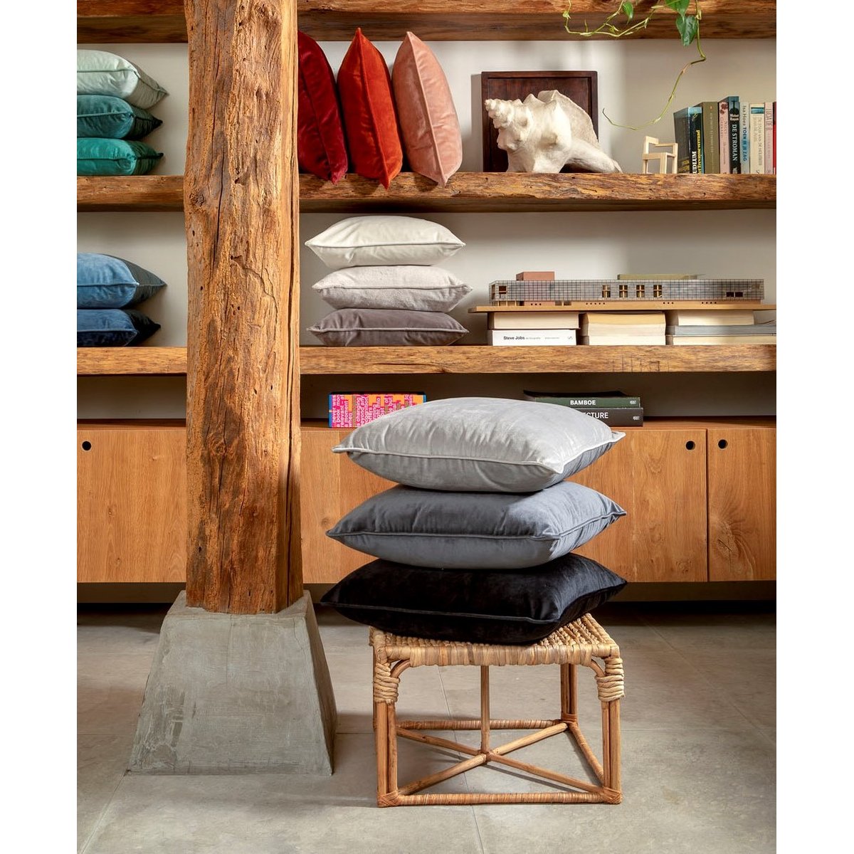 Coussin Finn taupe, DUTCH DECOR