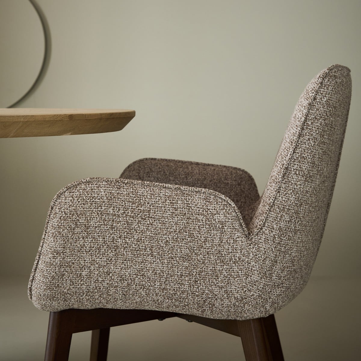 Lot de 2 chaises avec accoudoir tapissée beige KARL beige, SIGNATURE
