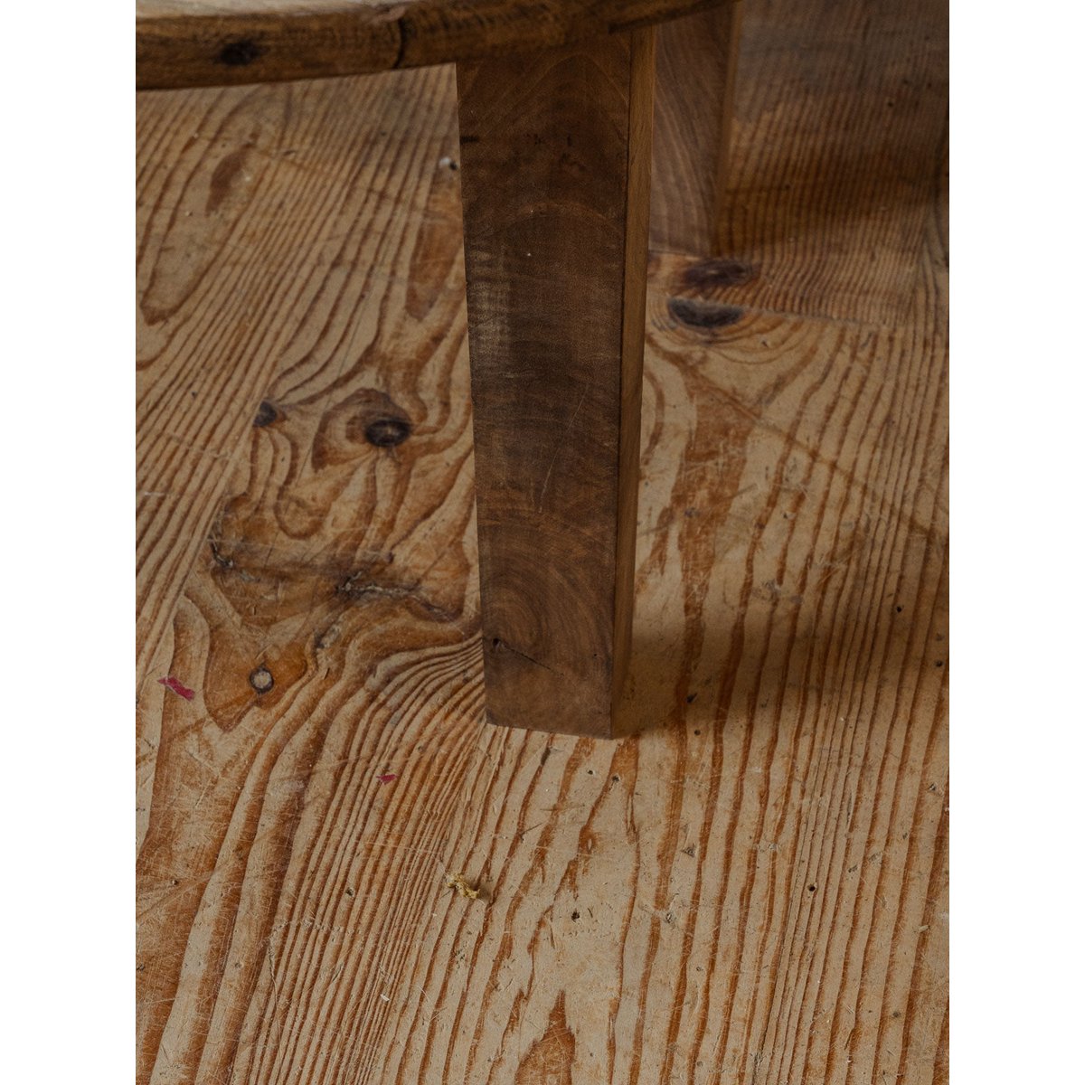 Table basse rustique en bois Léonie N°961 - Bon état bois clair, DEBONGOUT
