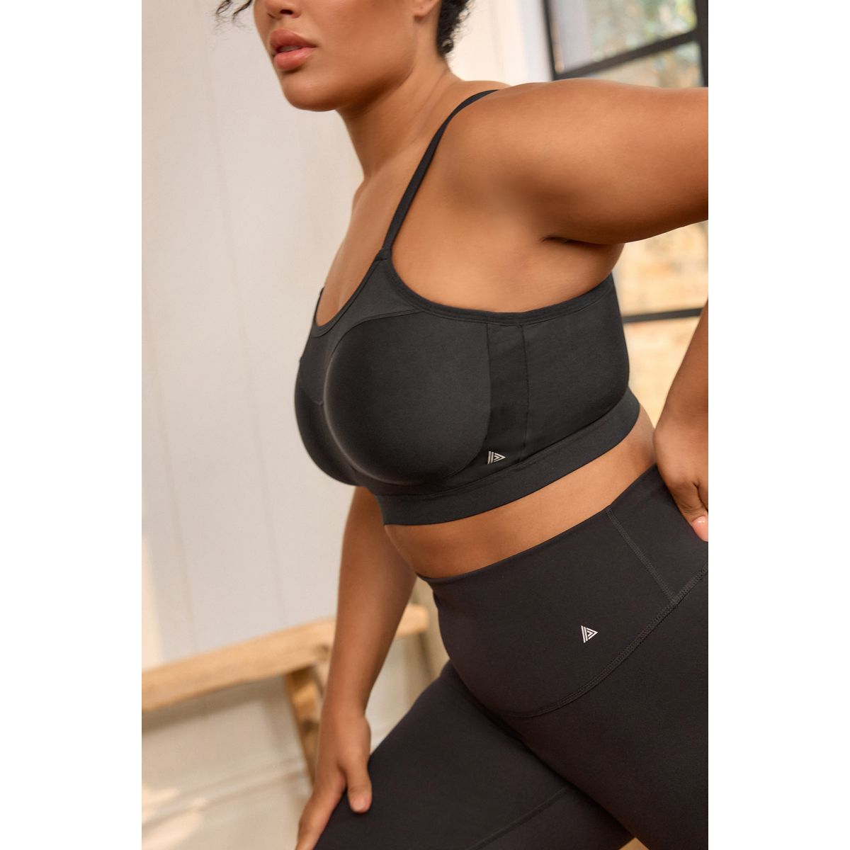 Brassière à fort impact non rembourrée noir, NEXT