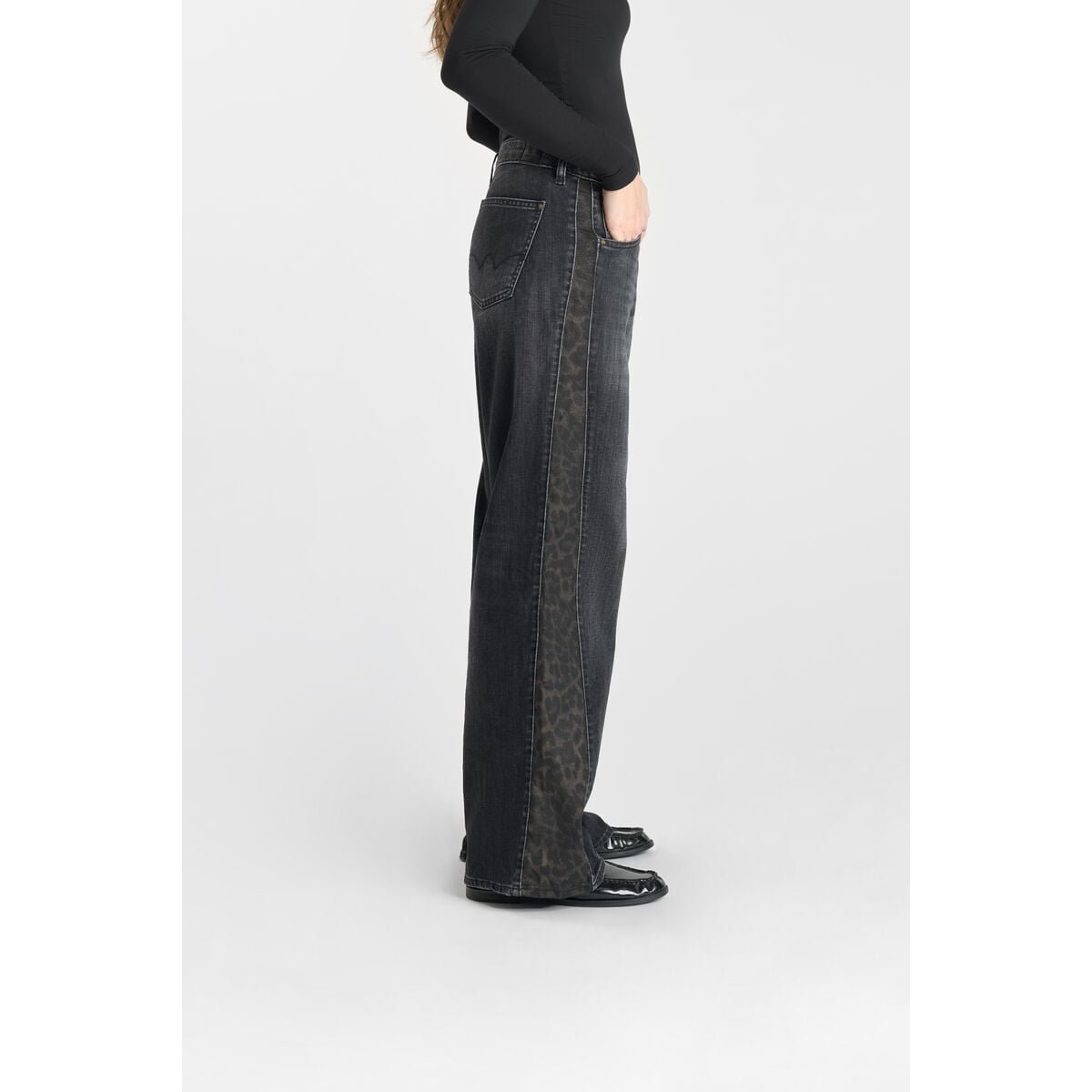 Jeans flare wide leg , longueur 34 black, LE TEMPS DES CERISES
