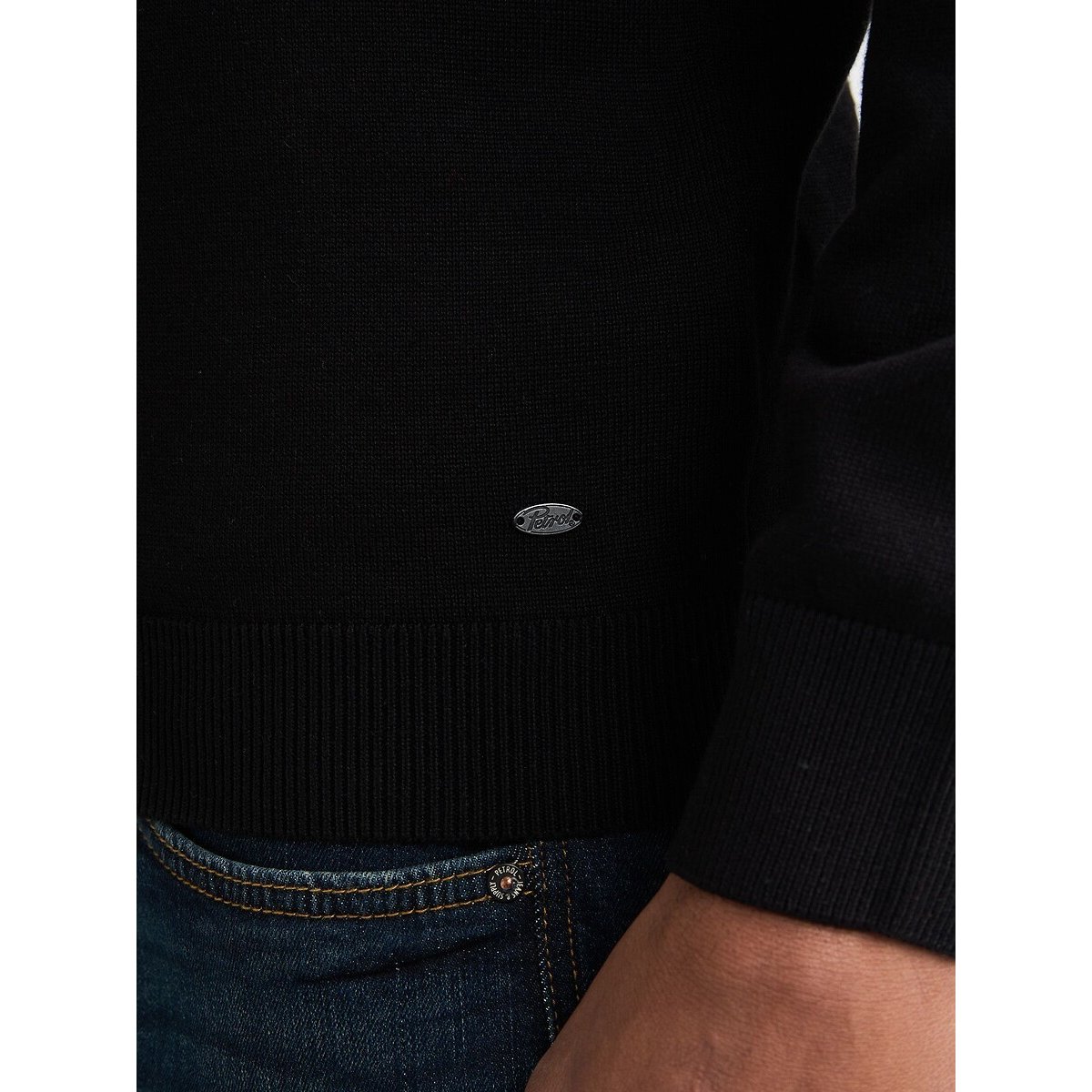 Maglione con scollo a V nero , PETROL INDUSTRIES