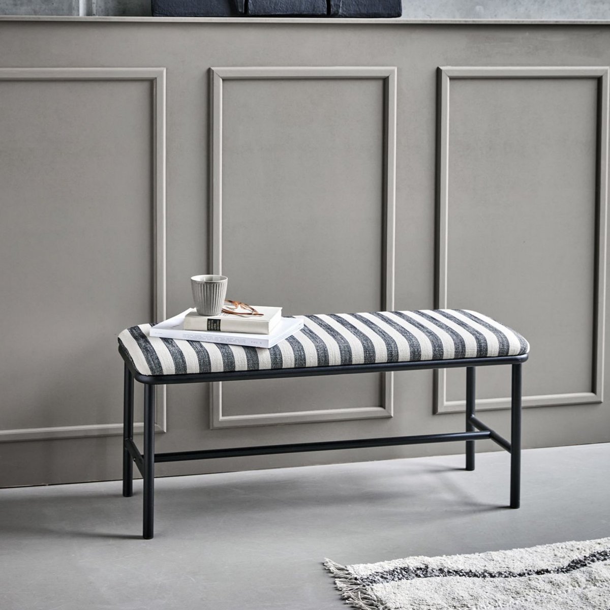 Banc Longa noir, blanc cassé, HOUSE DOCTOR