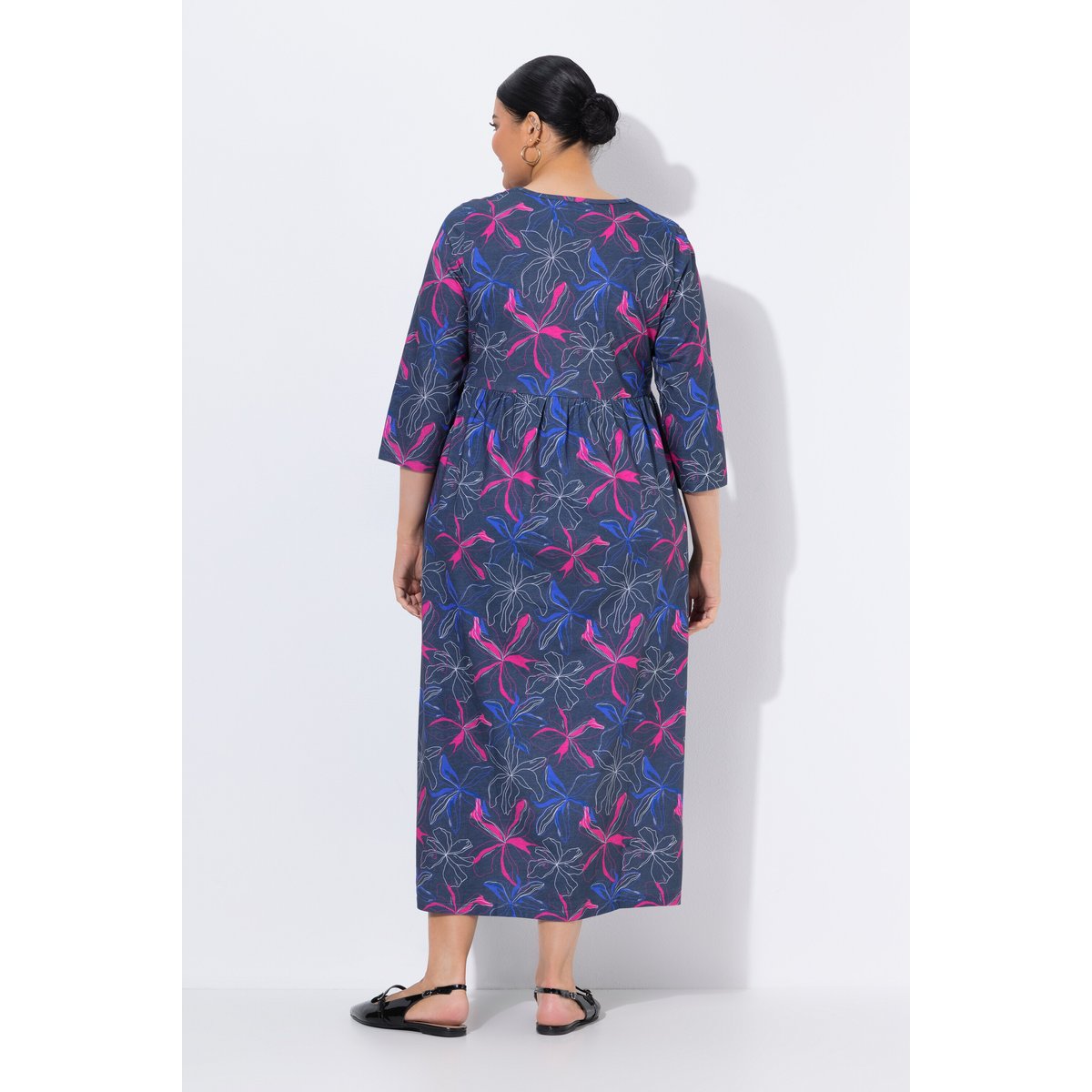 Robe en jersey avec poches marine, ULLA POPKEN