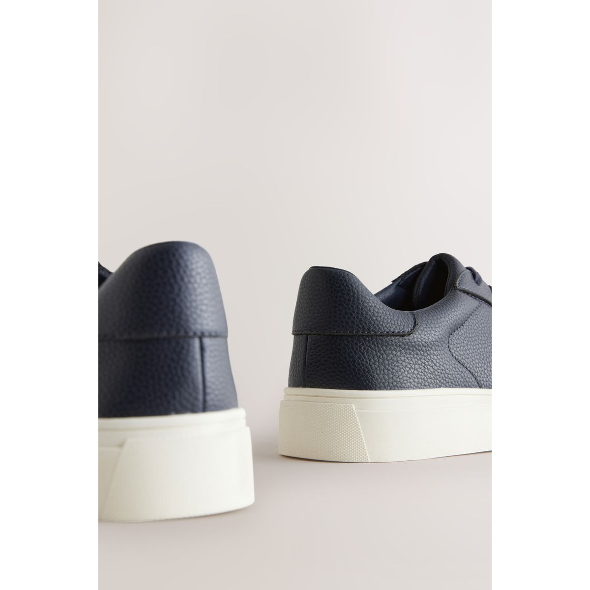 Baskets chic et décontractées longline bleu marine, NEXT