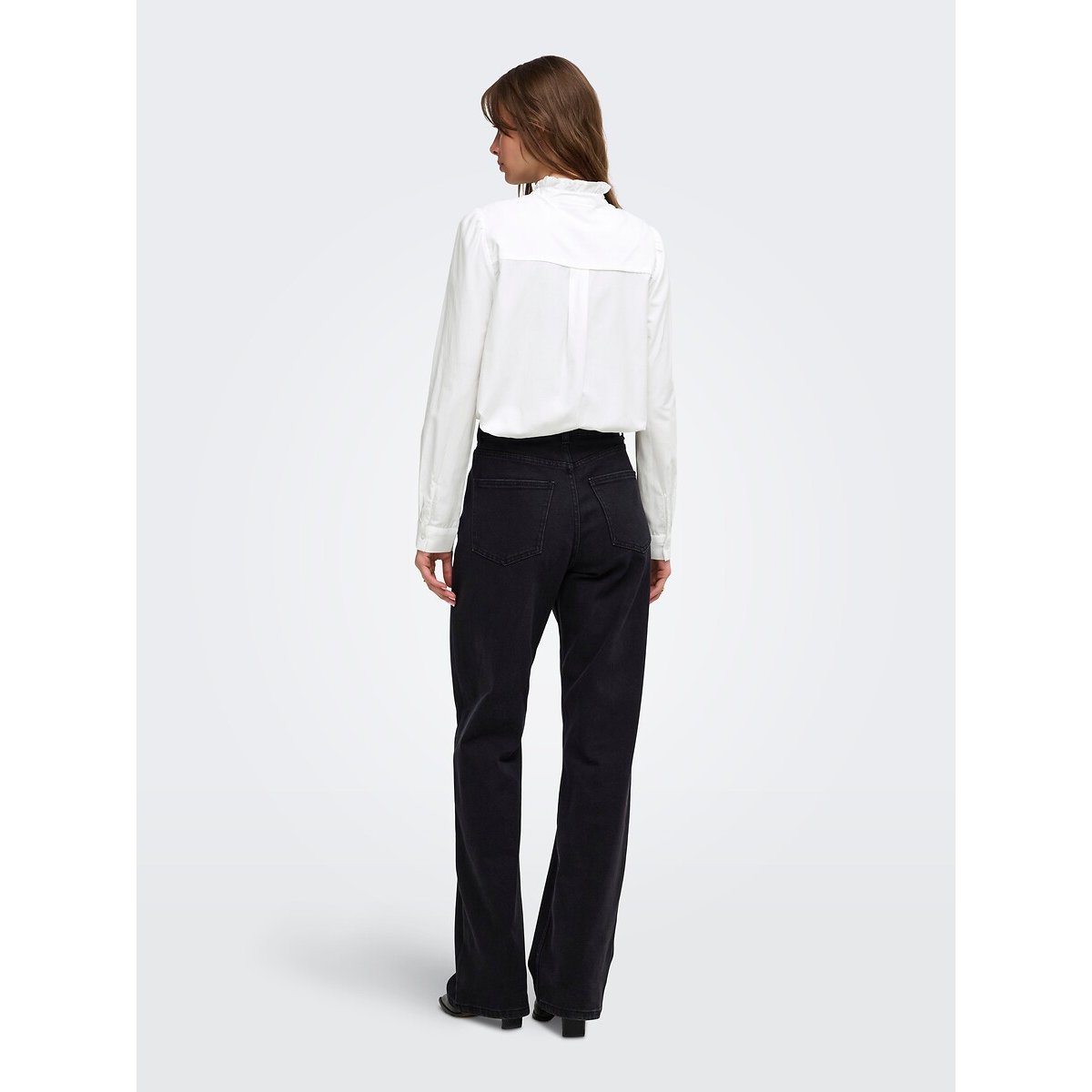 Bluse mit gerüschtem Mao-Kragen weiss, ONLY
