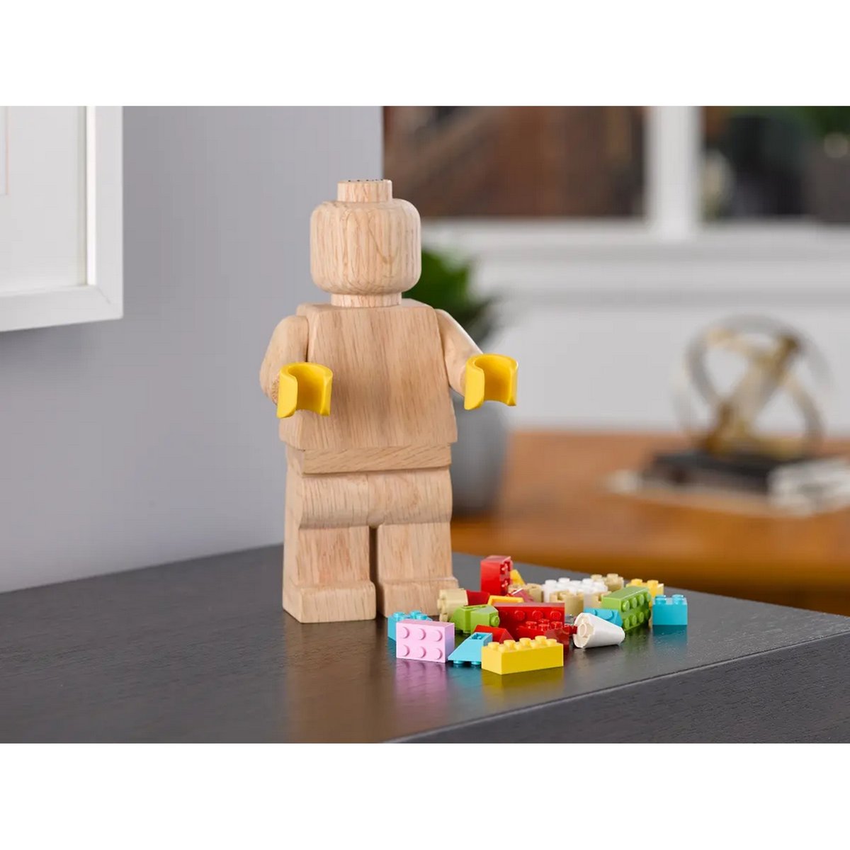 Figurine en bois multicolore, LEGO