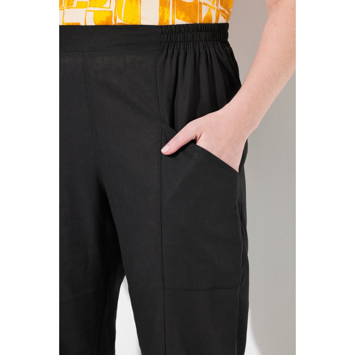 Pantalon, mélange de lin, ourlet fantaisie noir, ULLA POPKEN