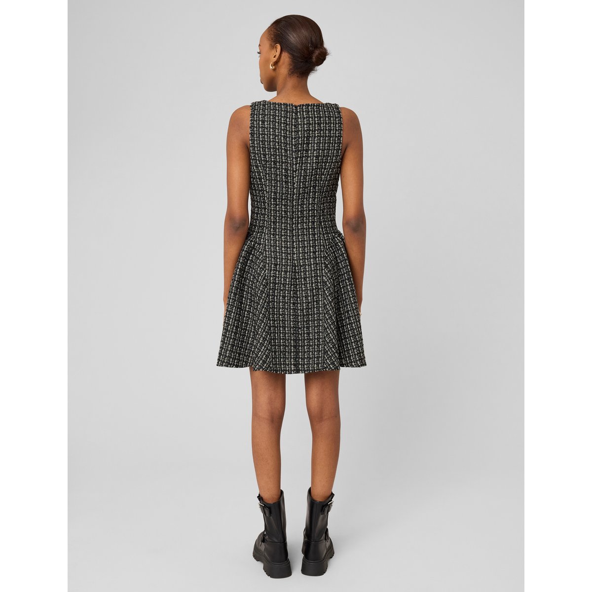 Robe en tweed noir, BZB