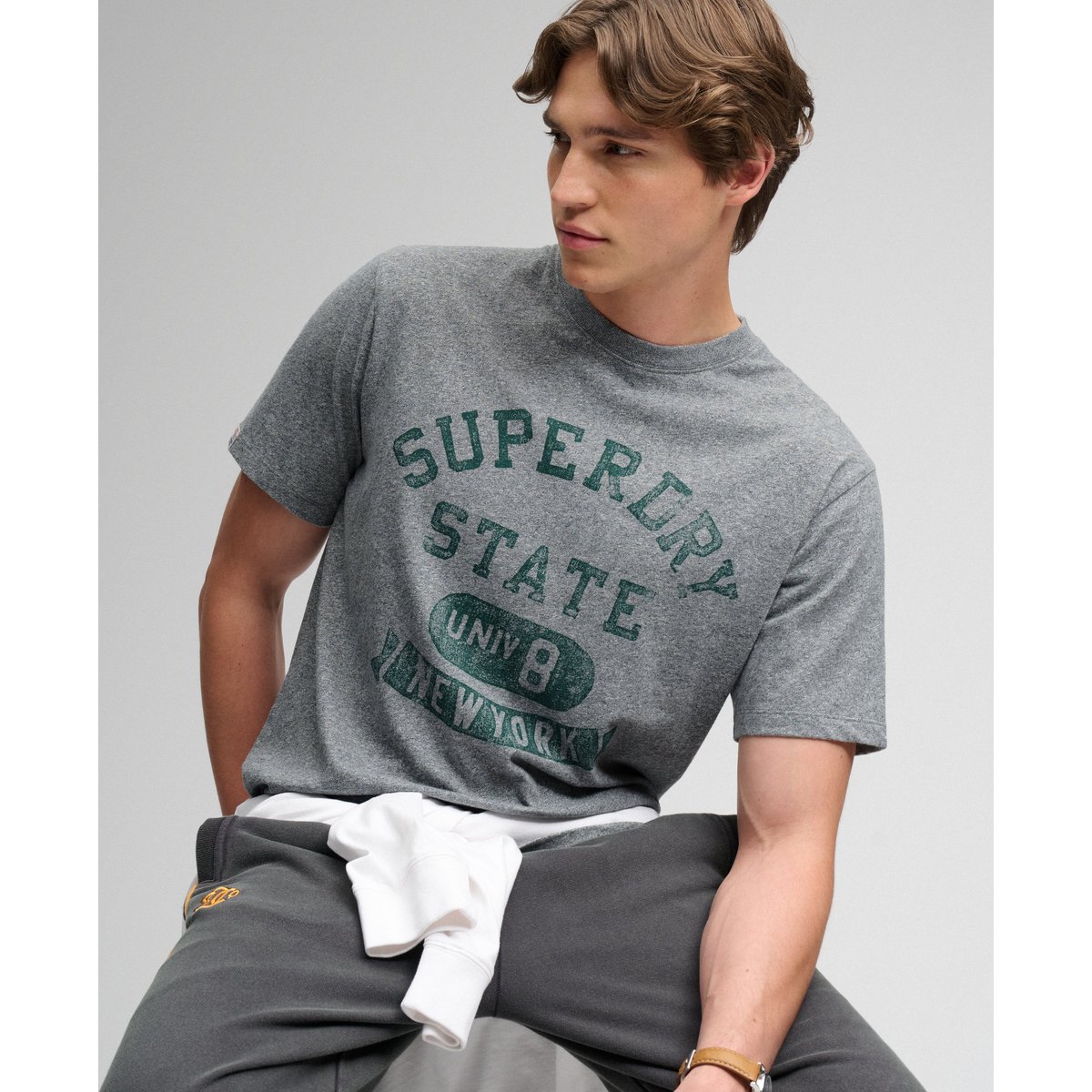 T-shirt Athletic Essentials gris foncé vintage grainé, SUPERDRY