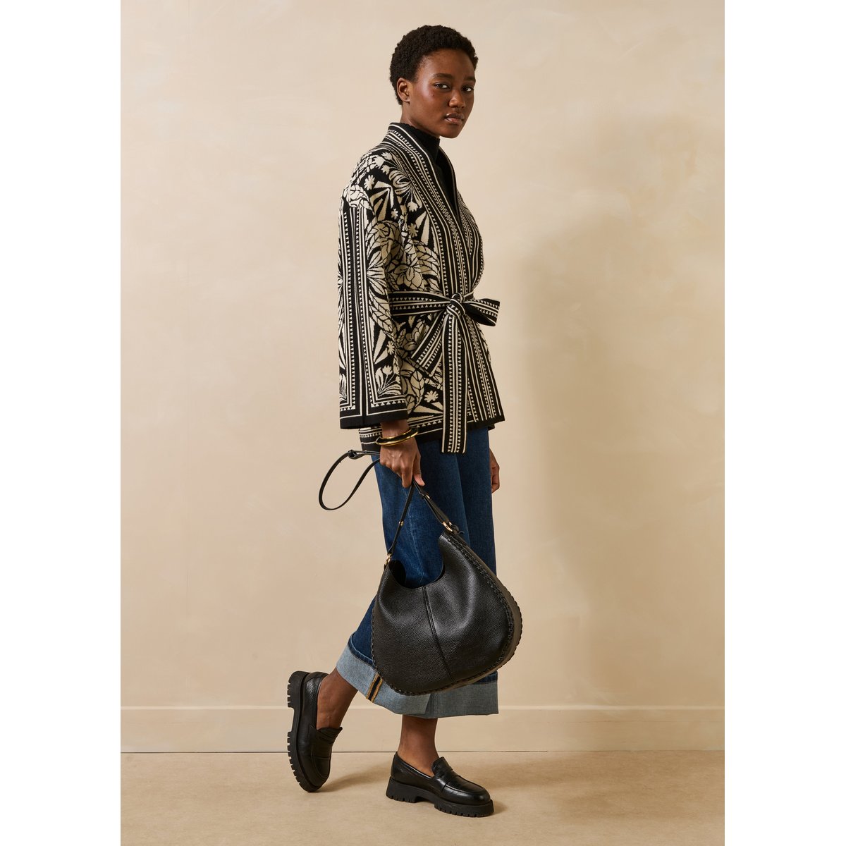 Gilet mi-long en maille jacquard bicolore noir/blanc, LA FEE MARABOUTEE