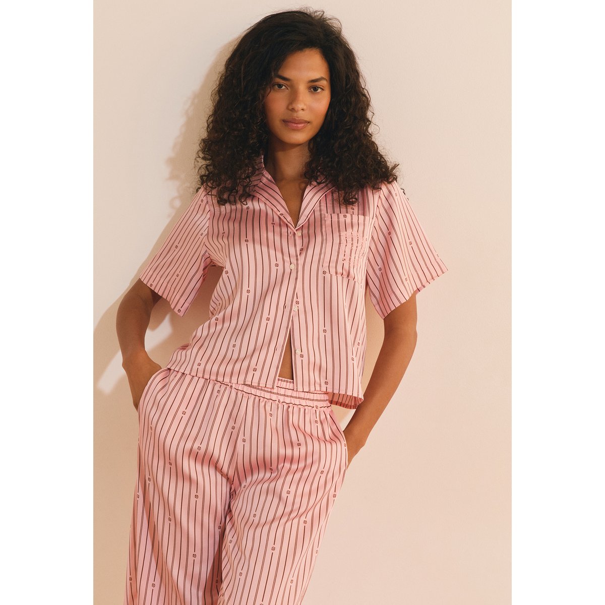 Chemise de pyjama à rayures satinée RUMI rose, ETAM