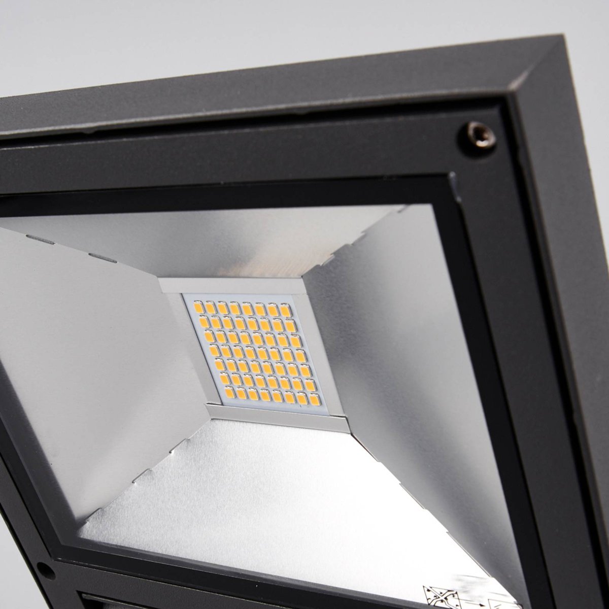 Luminaire extérieur en aluminium moderneLED anthracite, LUCANDE