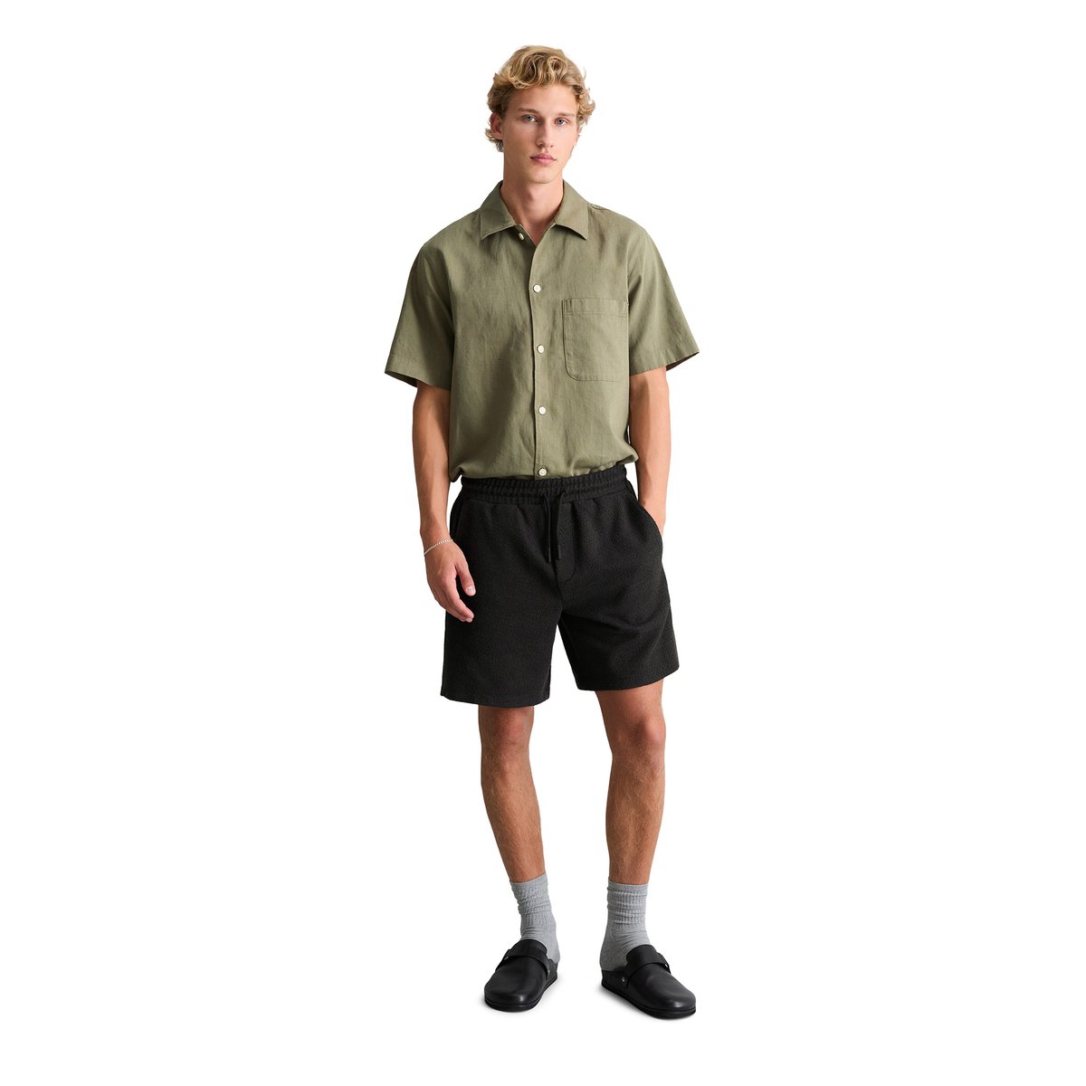 Short relaxed avec une fine structure bouclée noir, MARC O’POLO DENIM