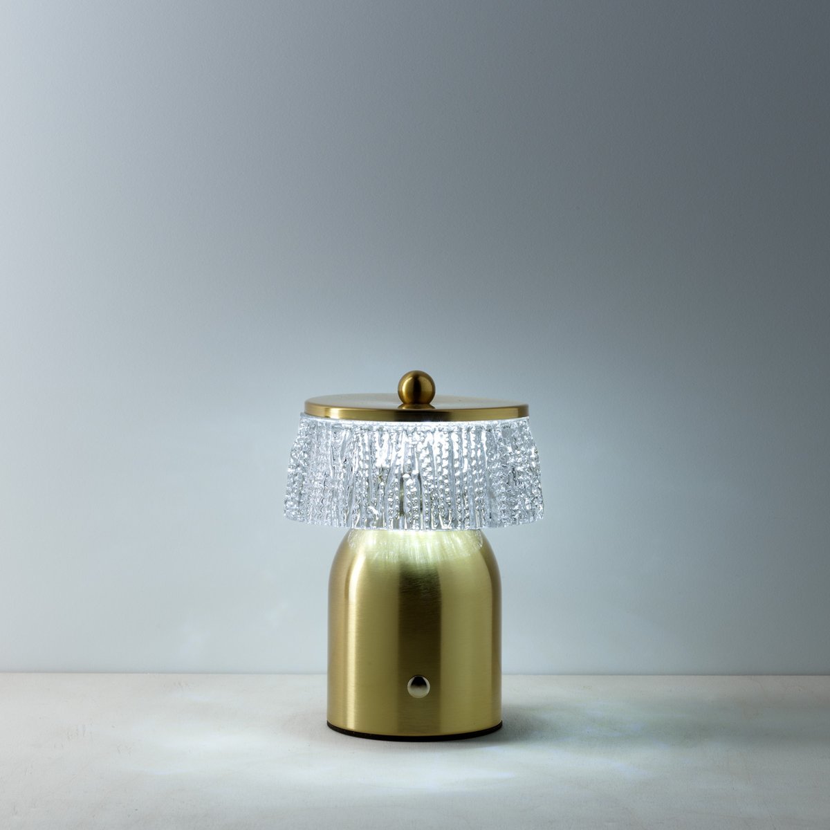 Lampe de table en fer DISCO laiton, BAZAR BIZAR