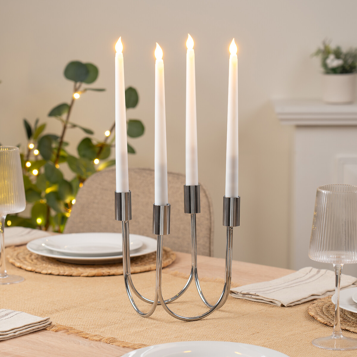 18.5cm Silver Chandelier-Style Candle Holder silver-coloured, SO'HOME