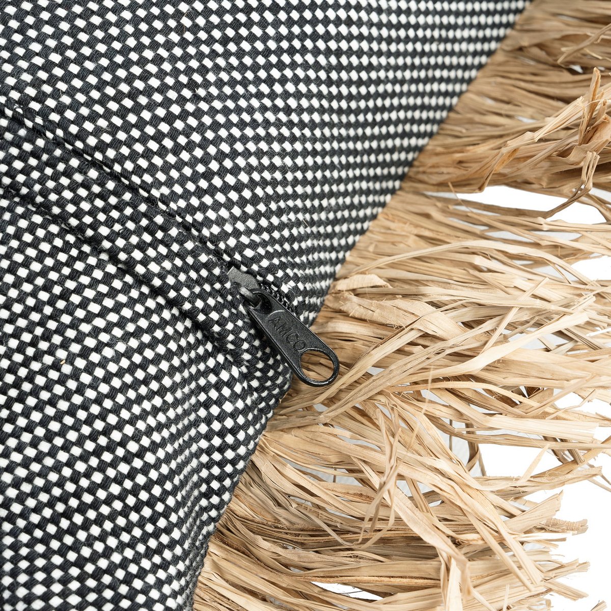 Housse de coussin en coton et raphia BONITA noir beige, BAZAR BIZAR