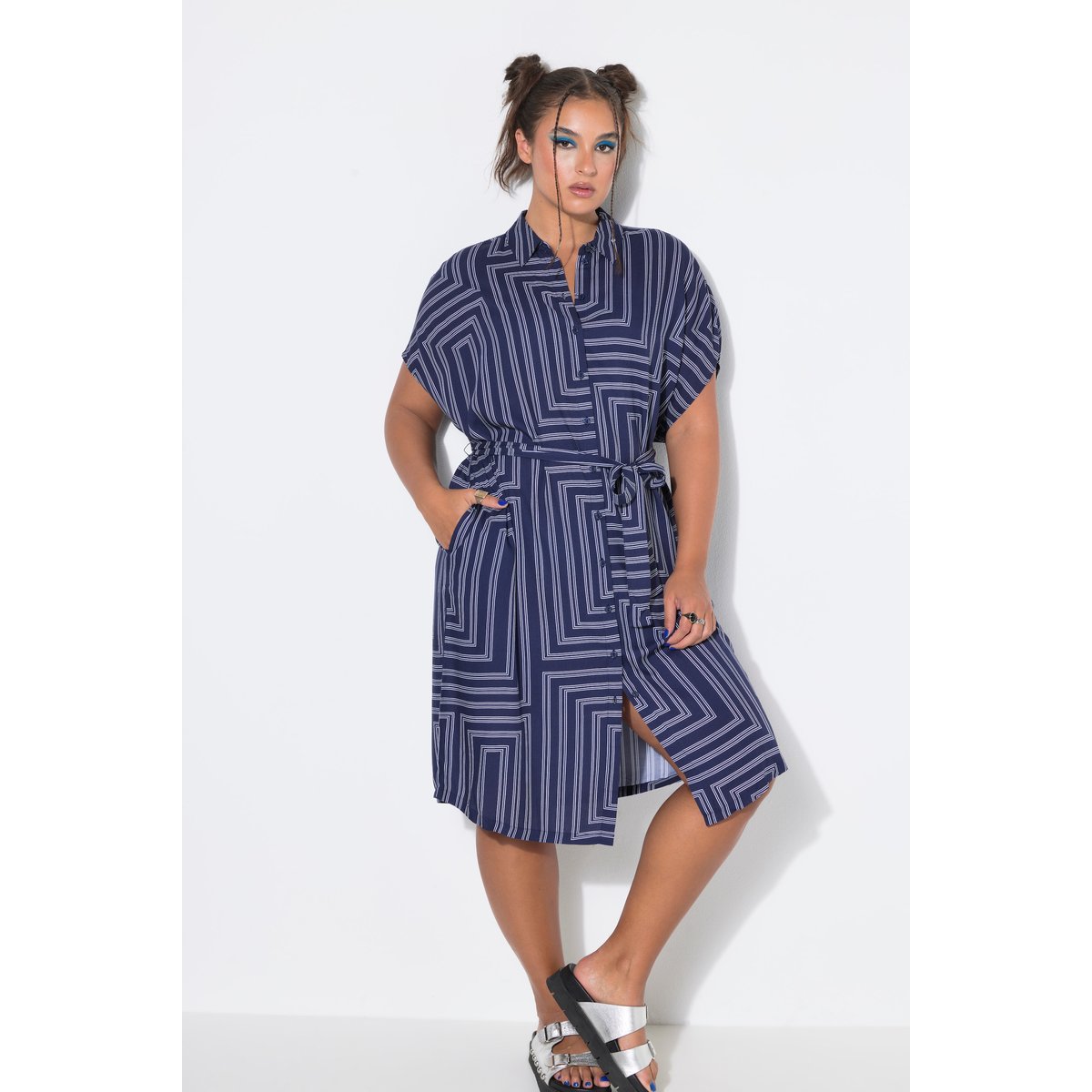 Robe-chemisier, longueur midi marine, STUDIO UNTOLD