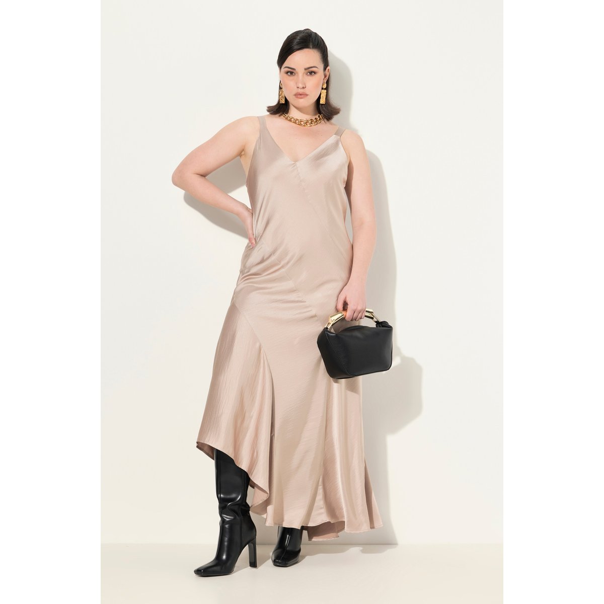 Robe maxi en satin mastic foncé, ULLA POPKEN