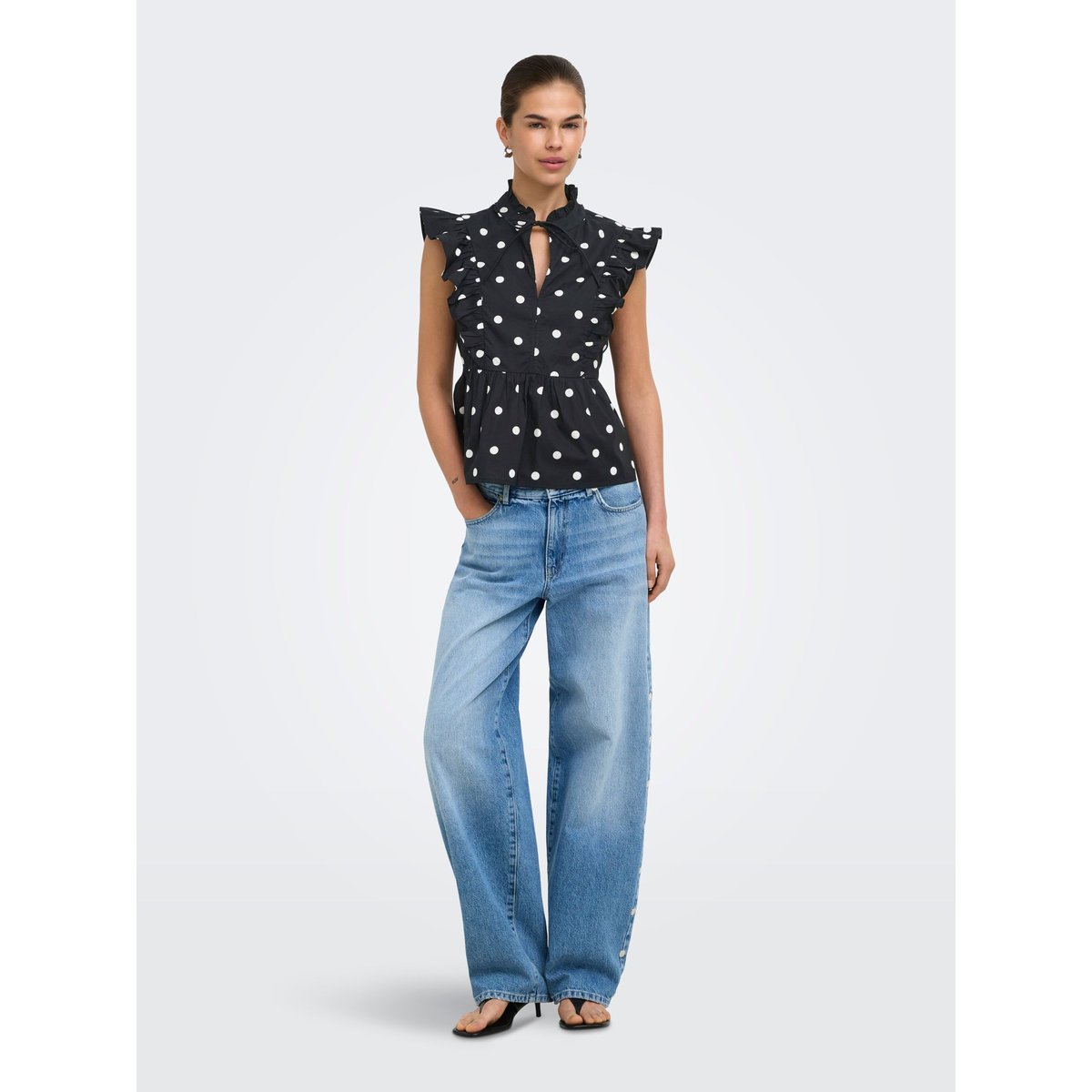 Top black 1, ONLY