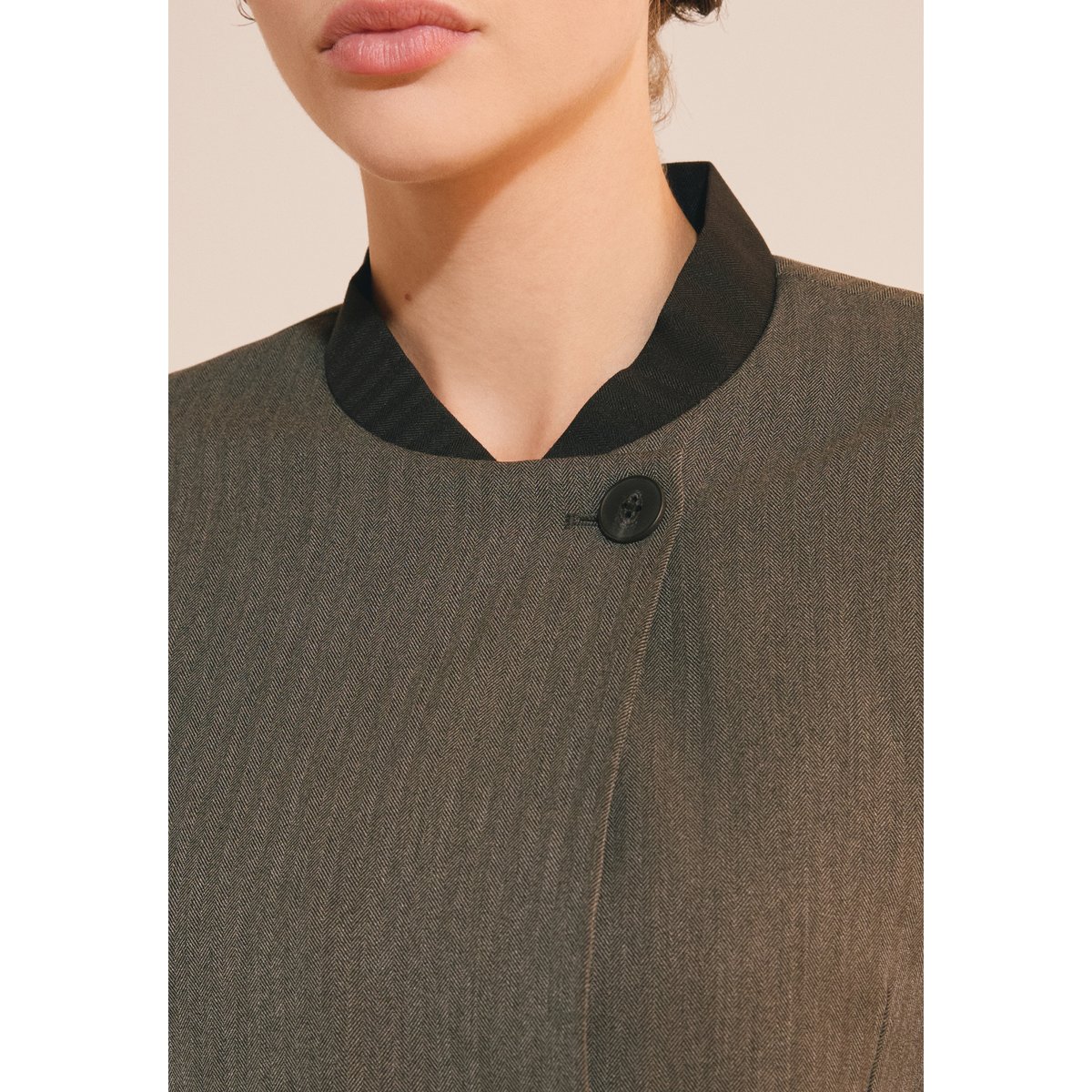 Veste courte avec détails boutons VALENTINA CHX gris, ETAM