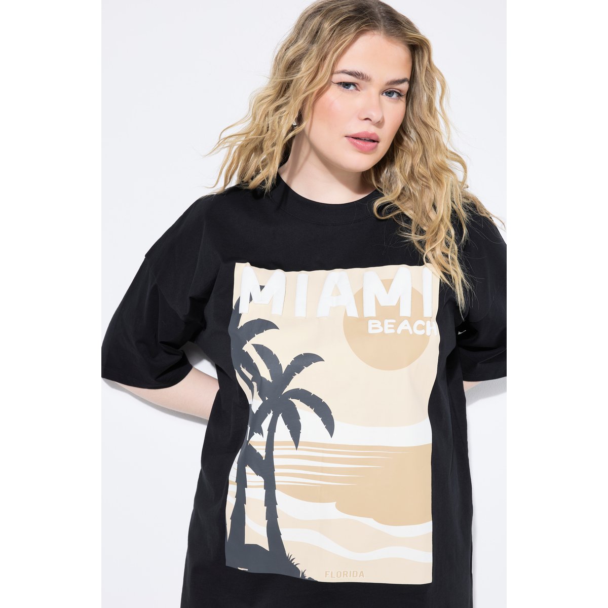 T-shirt oversize, motif Concha Beach noir, STUDIO UNTOLD