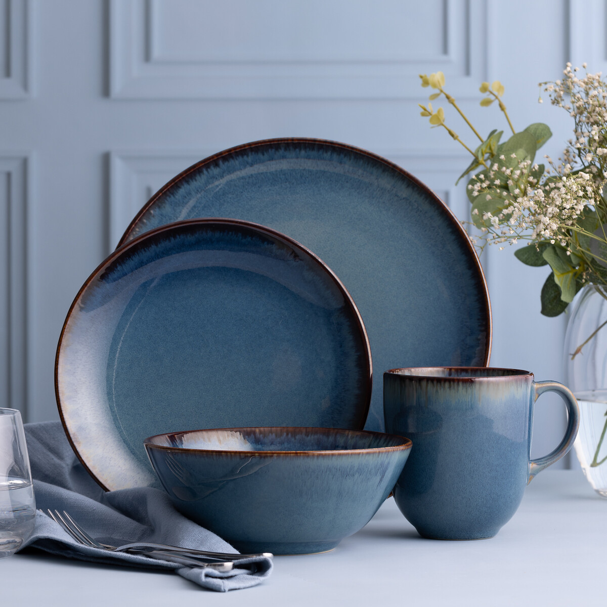 Set Of 4 Reactive Glaze Bowls blue, MASON CASH
